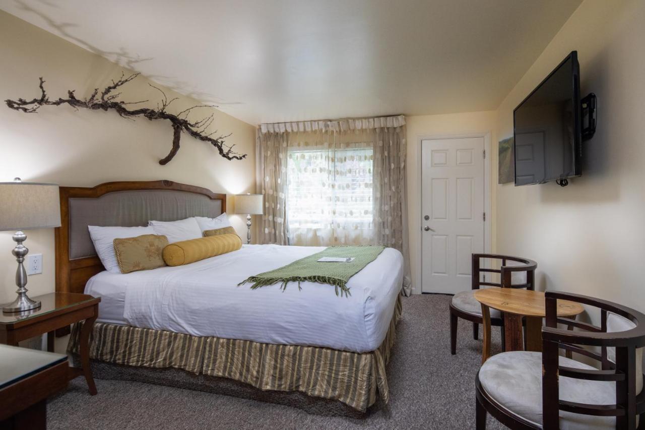 The Vendange Carmel Inn & Suites מראה חיצוני תמונה