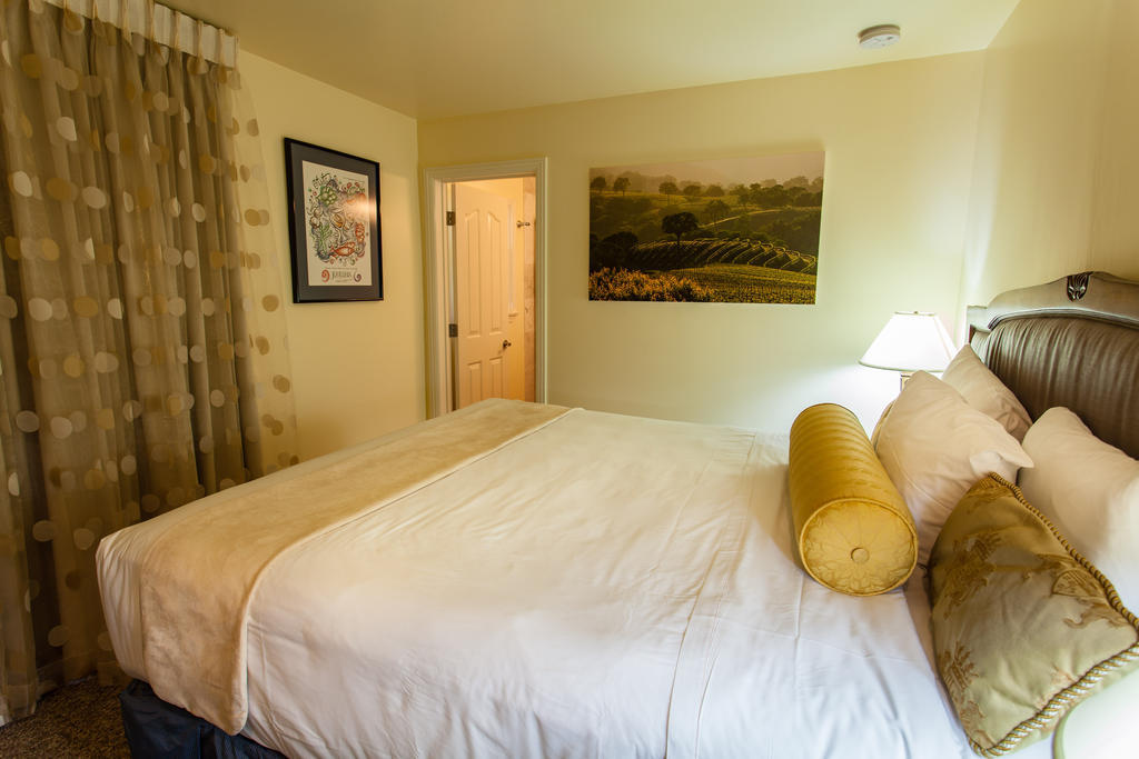 The Vendange Carmel Inn & Suites חדר תמונה