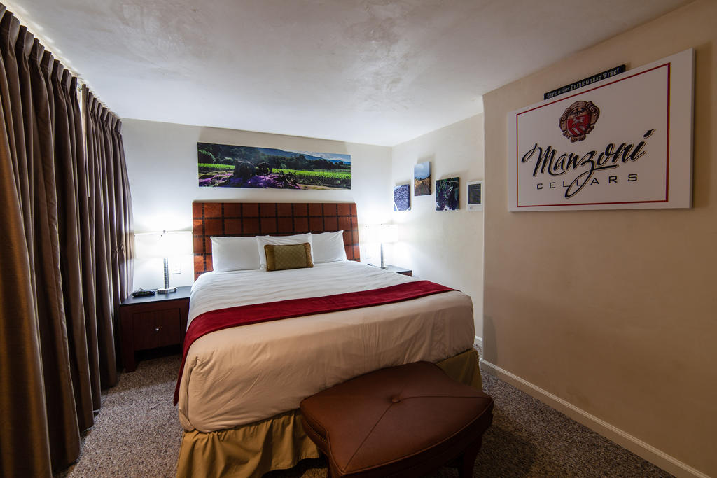 The Vendange Carmel Inn & Suites חדר תמונה